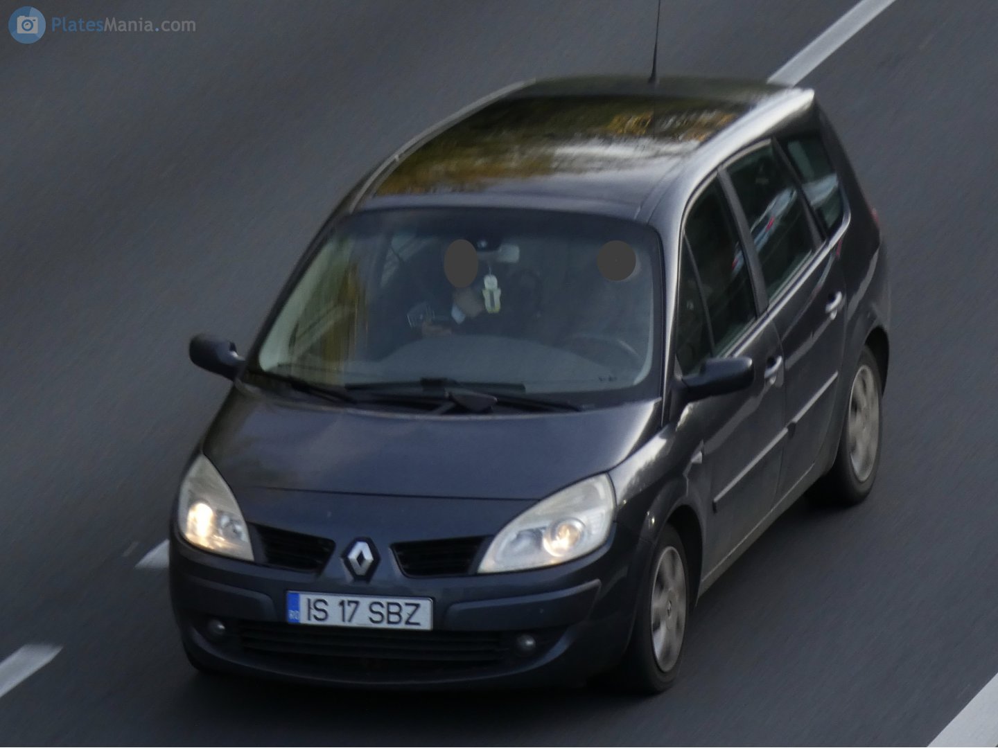 IS 17 SBZ, Renault Scénic 2nd gen Grand (R84), 2004–2009