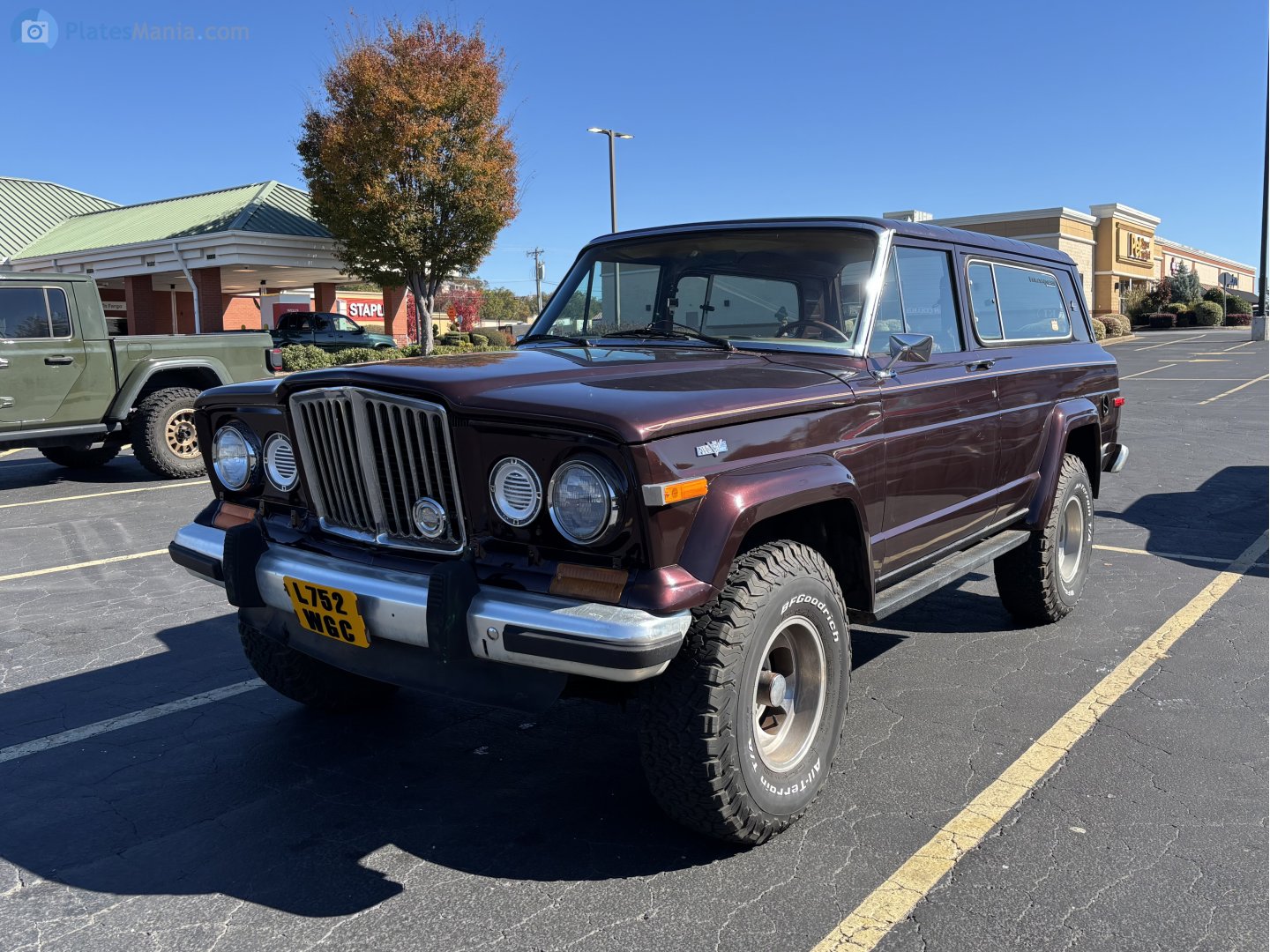 L752WGC, License plate without vehicle 