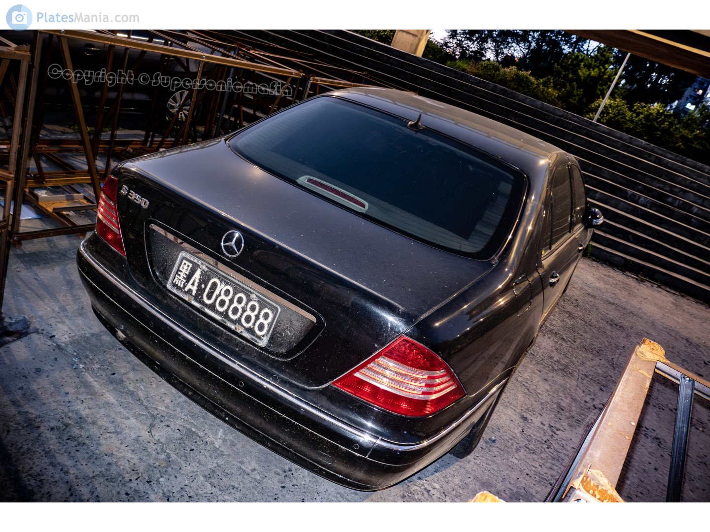 黑A·08888, Mercedes-Benz S-Klasse 6th gen (W220/V220), 1998–2005