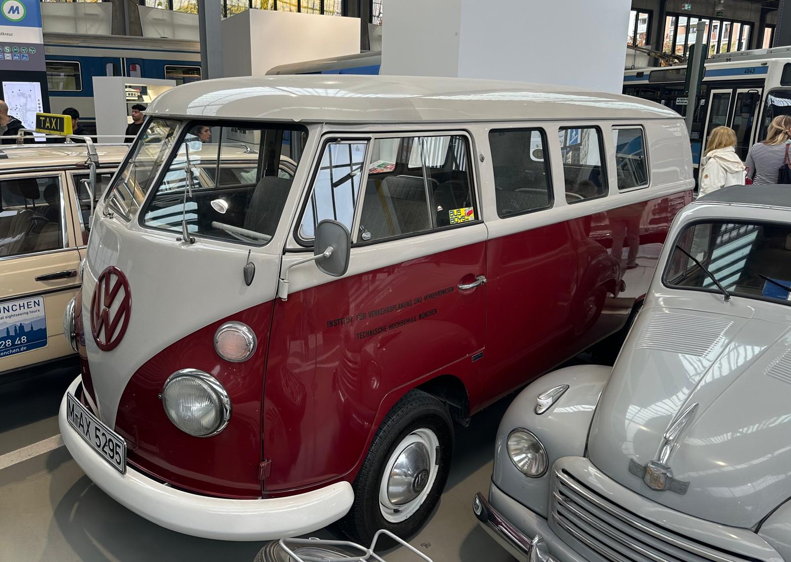 M AX 5295, Volkswagen Bus 1st gen Bus (T1), 1950–1967 (–1975 for BR-market)