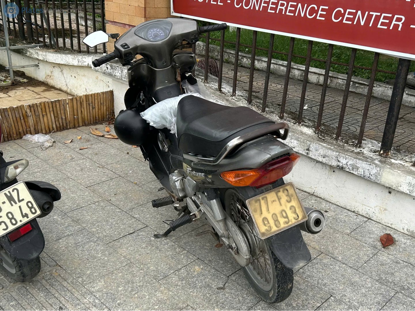 77-F3 9893, Honda Future 