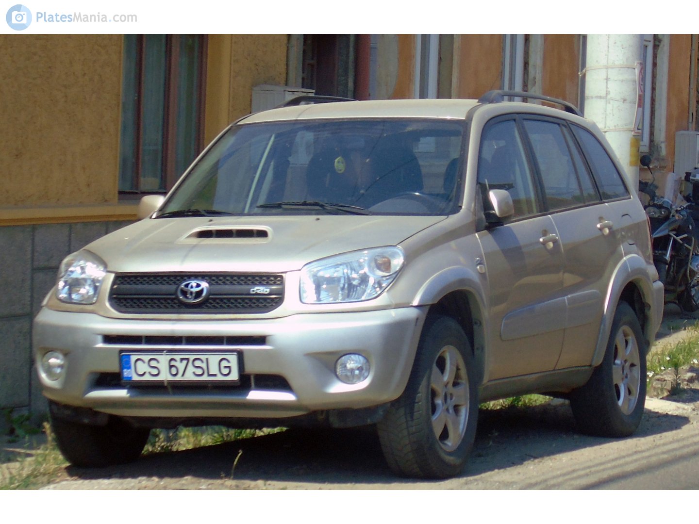 CS 67 SLG, Toyota RAV4 2nd gen 5-door SUV (XA20), 2000–2005