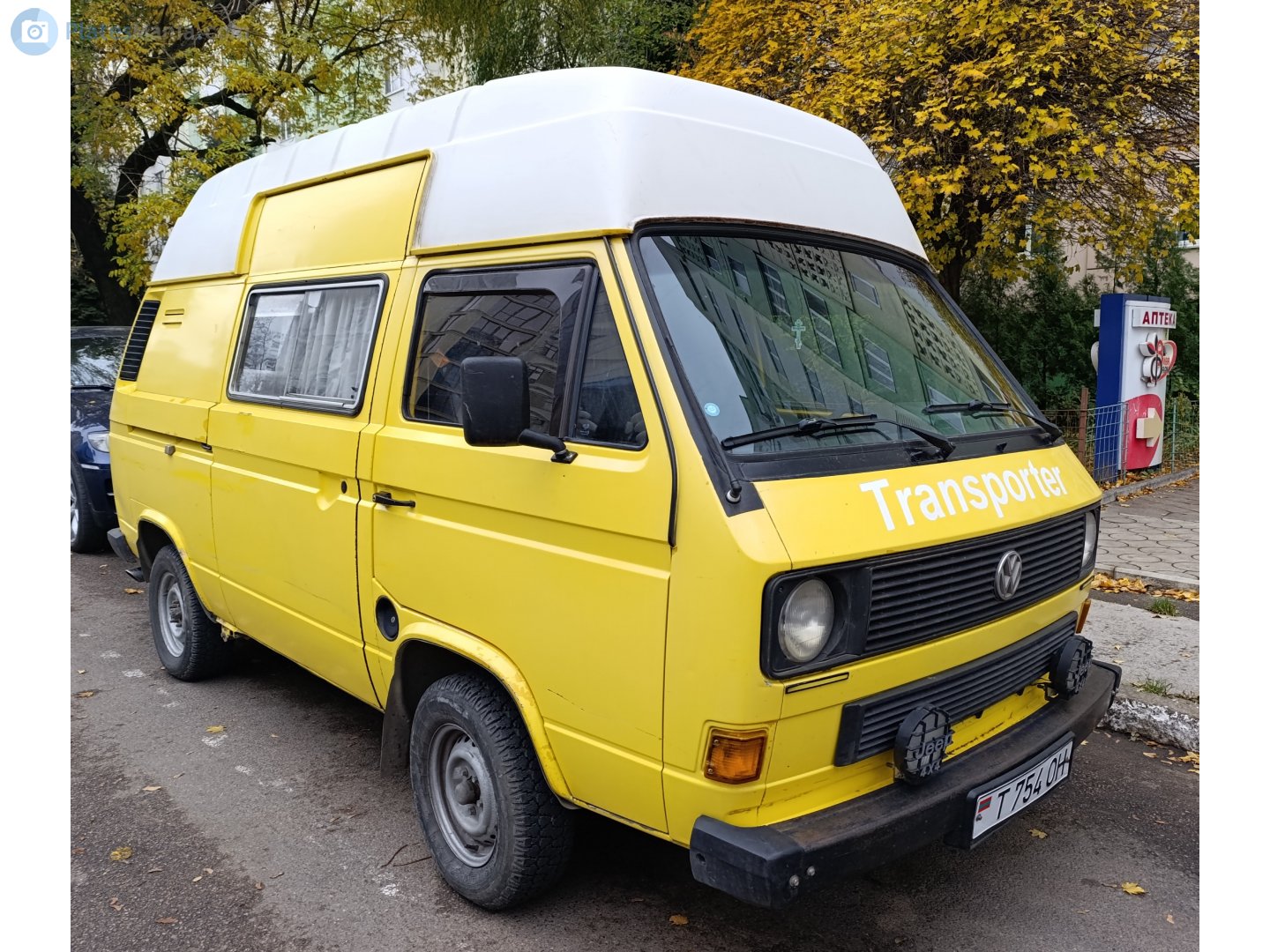T 754 OH, Volkswagen Transporter 3rd gen Highroof Van (T3), 1979–1992