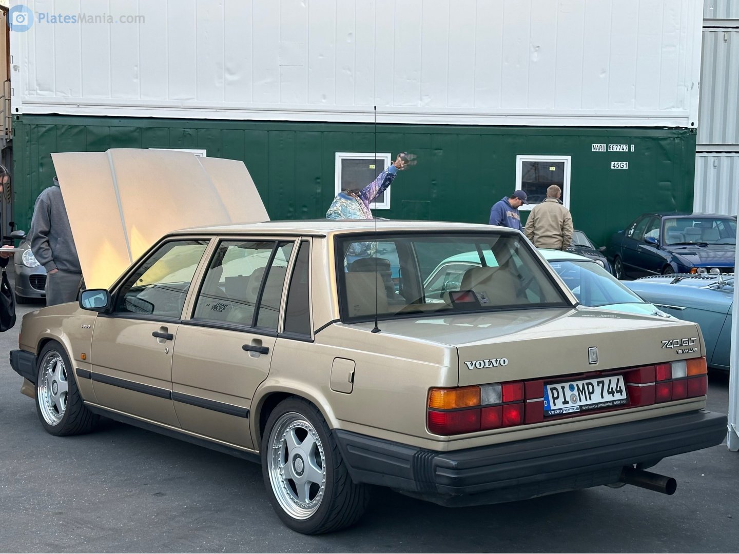 PI MP 744, Volvo 740 1st gen Sedan (744), 1984–1989