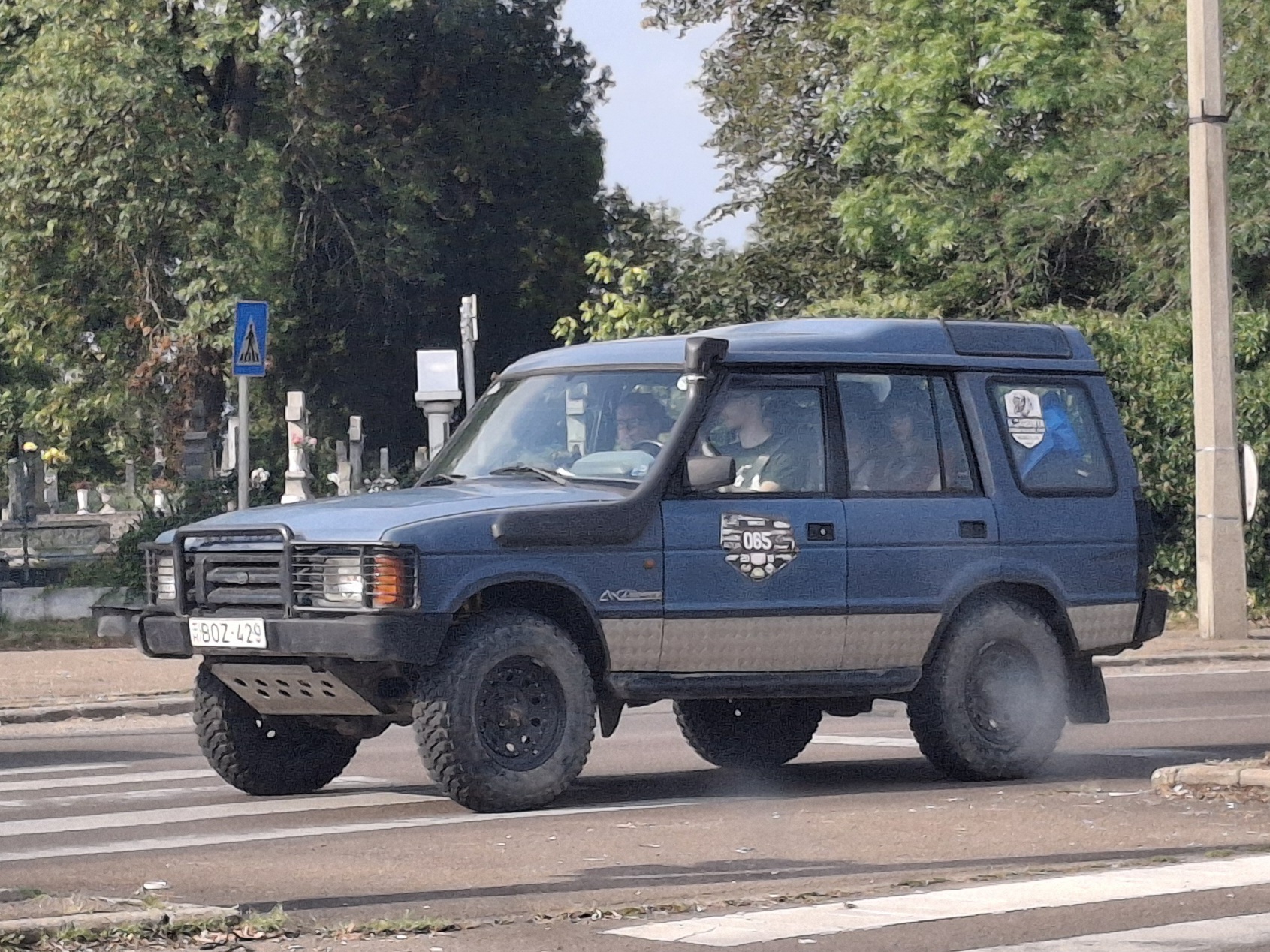 BOZ-429, Land Rover Discovery 1st gen, 1989–1998