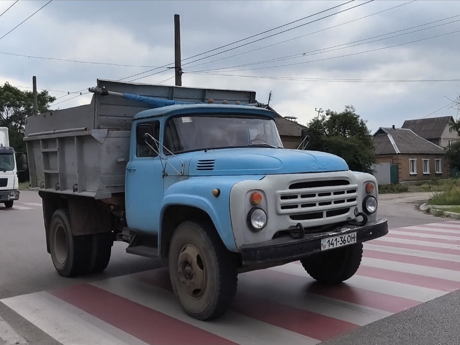 12 141-36 OH, ZIL 130 