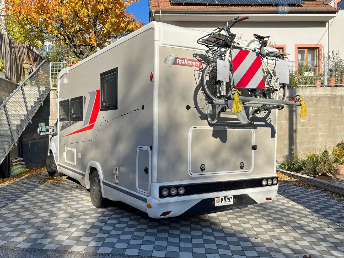 P 9797, Challenger 300-Series 