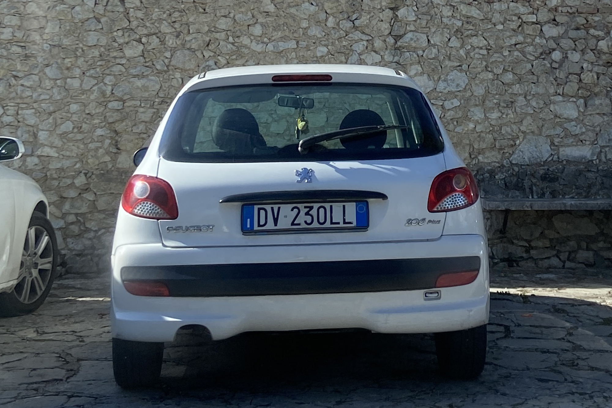 DV 230 LL, Peugeot 206 1st gen 206+ 3-door Hatch (2L), facelift, 2009–2012