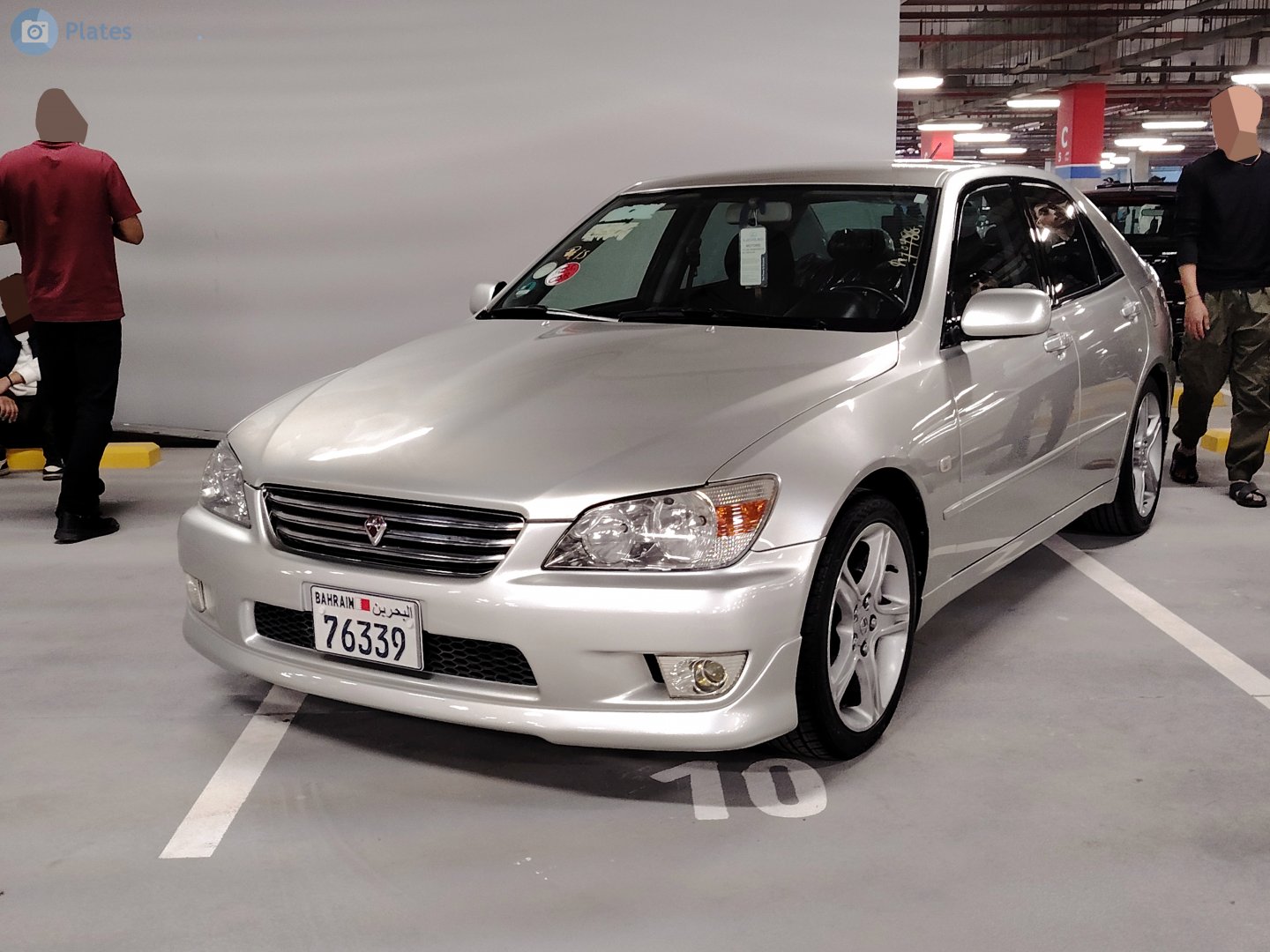 76339, Lexus IS 1st gen Sedan (XE10), 1999–2005