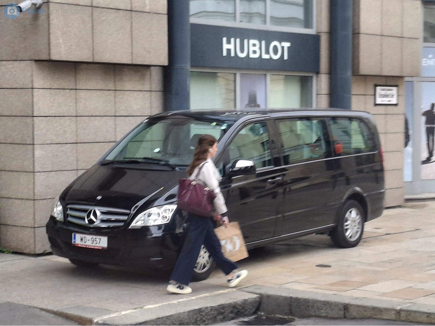 WD-957, Mercedes-Benz Viano 1st gen (W639), facelift, 2010–2014