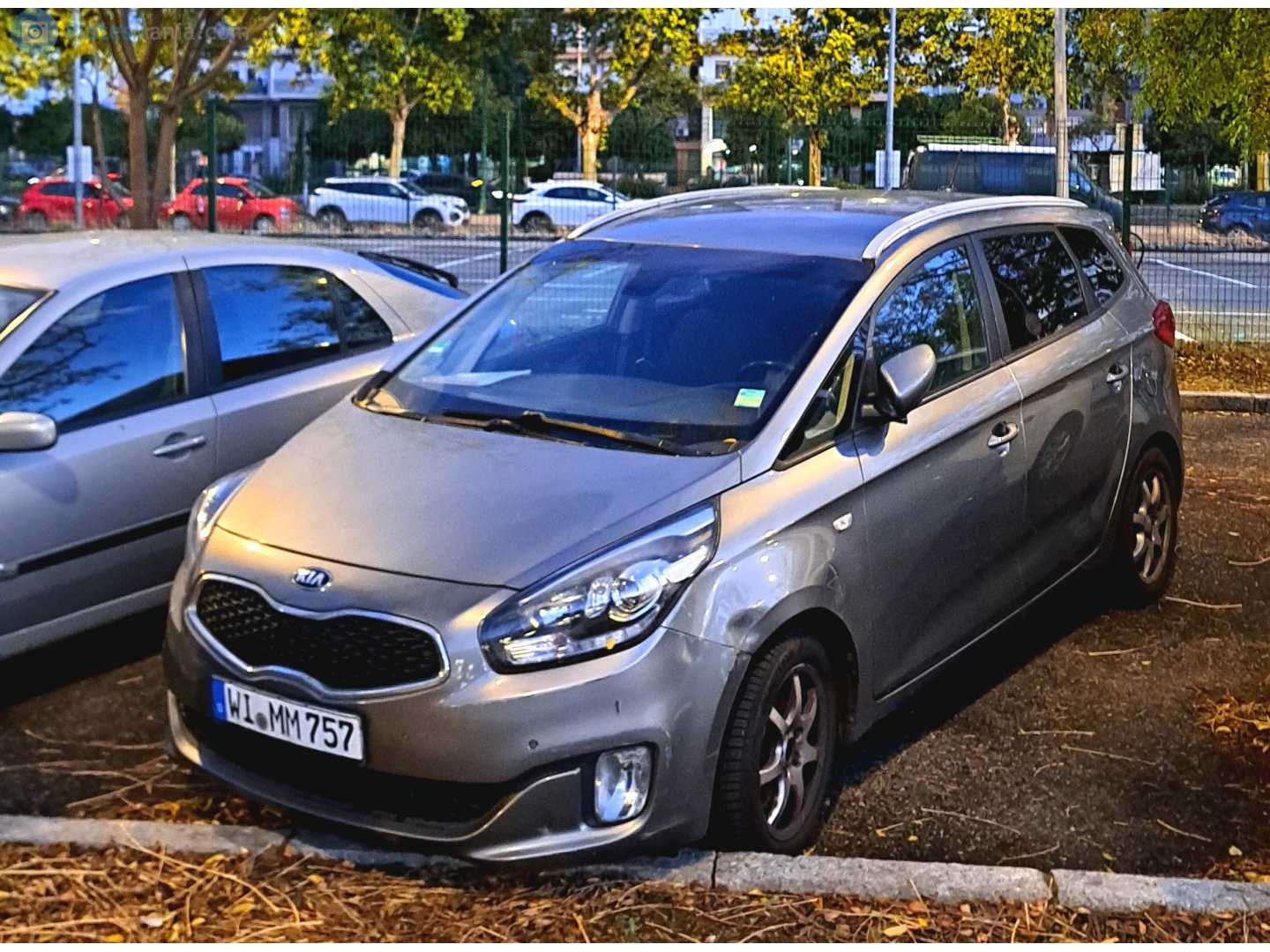 WI MM 757, Kia Carens 3rd gen (RP), 2013–2016