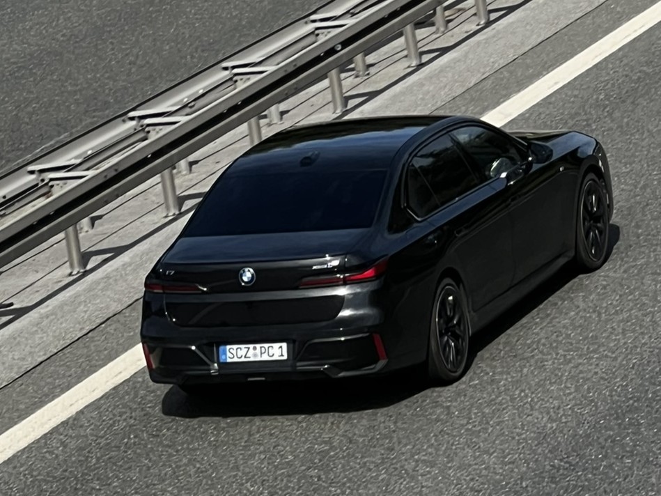 SCZ PC 1, BMW i7 1st gen (G70), 2022–