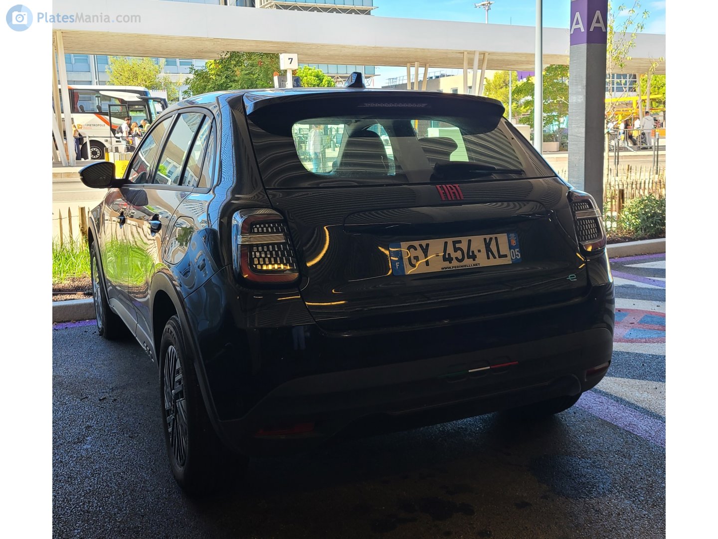 GY-454-KL, FIAT 600 600e Crossover (365), 2023–