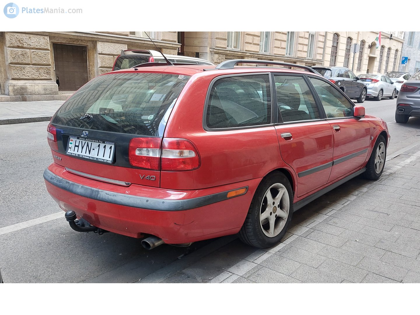 HYN-111, Volvo V40 1st gen (645), 1995–2004