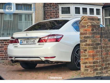 AT 1851 HB, Honda Accord