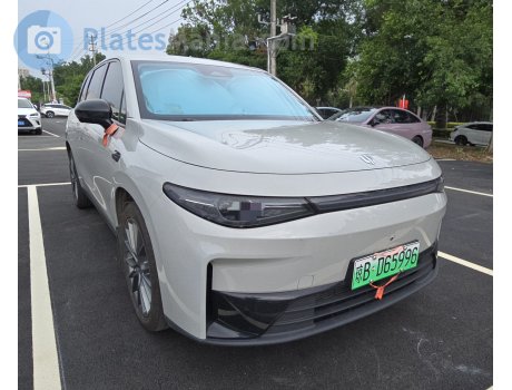 琼B·D65996, Leapmotor C11