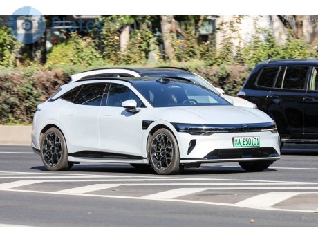 京A·E50101, Zeekr 007