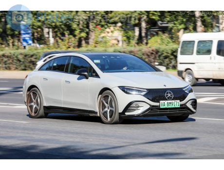 京A·BM9171, Mercedes-Benz EQE