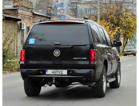 24 40ПУД, Cadillac Escalade