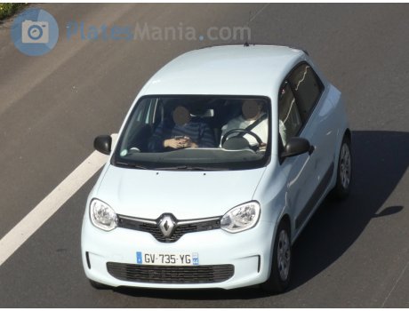 GV-735-YG, Renault Twingo