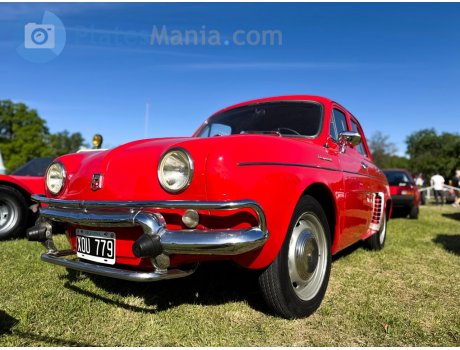 XOU 779, Renault Dauphine