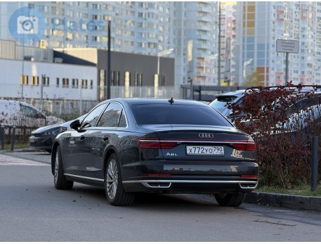 х772уо790, Audi A8
