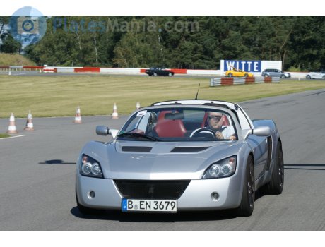 B EN 3679, Opel Speedster