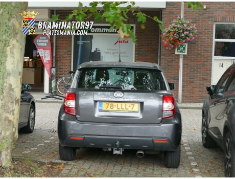 78-LLL-7, Toyota Urban Cruiser