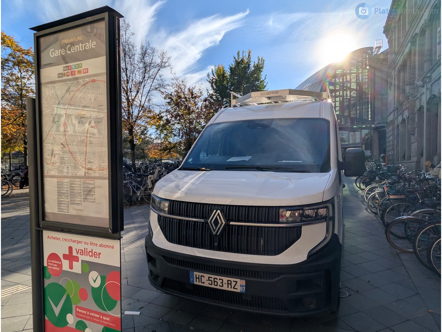 HC-563-RZ, Renault Master 4th gen Electric Van (XDD), 2024–