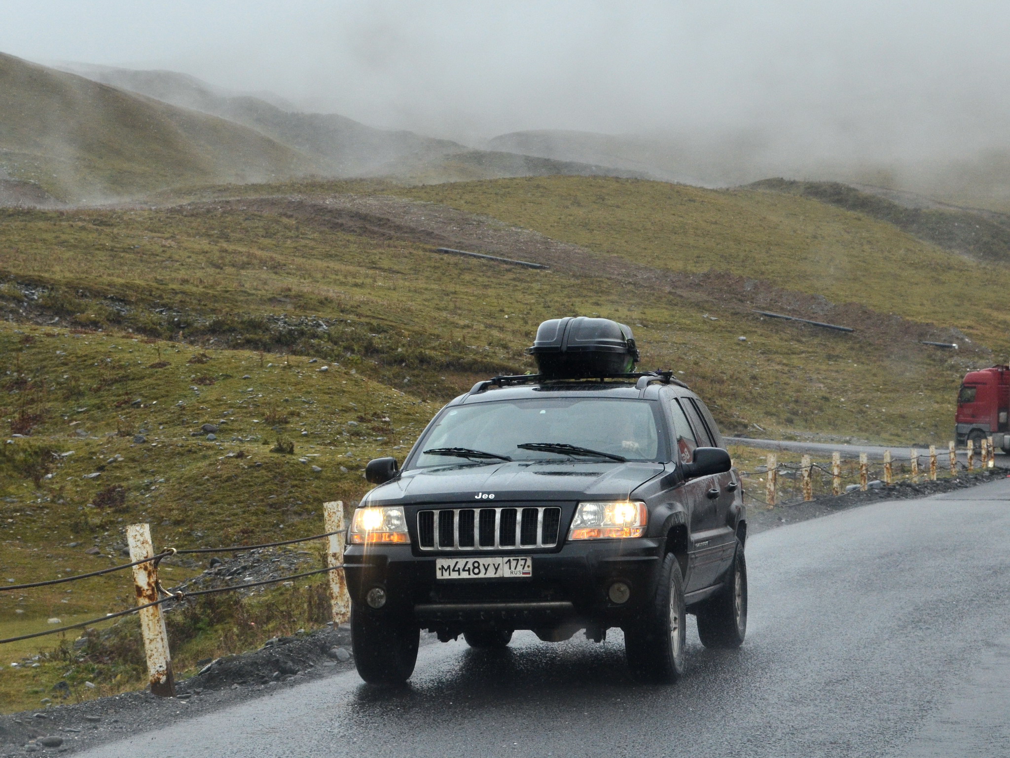 м 448 уу 177, Jeep Grand Cherokee 2nd gen (WJ), 1998–2005