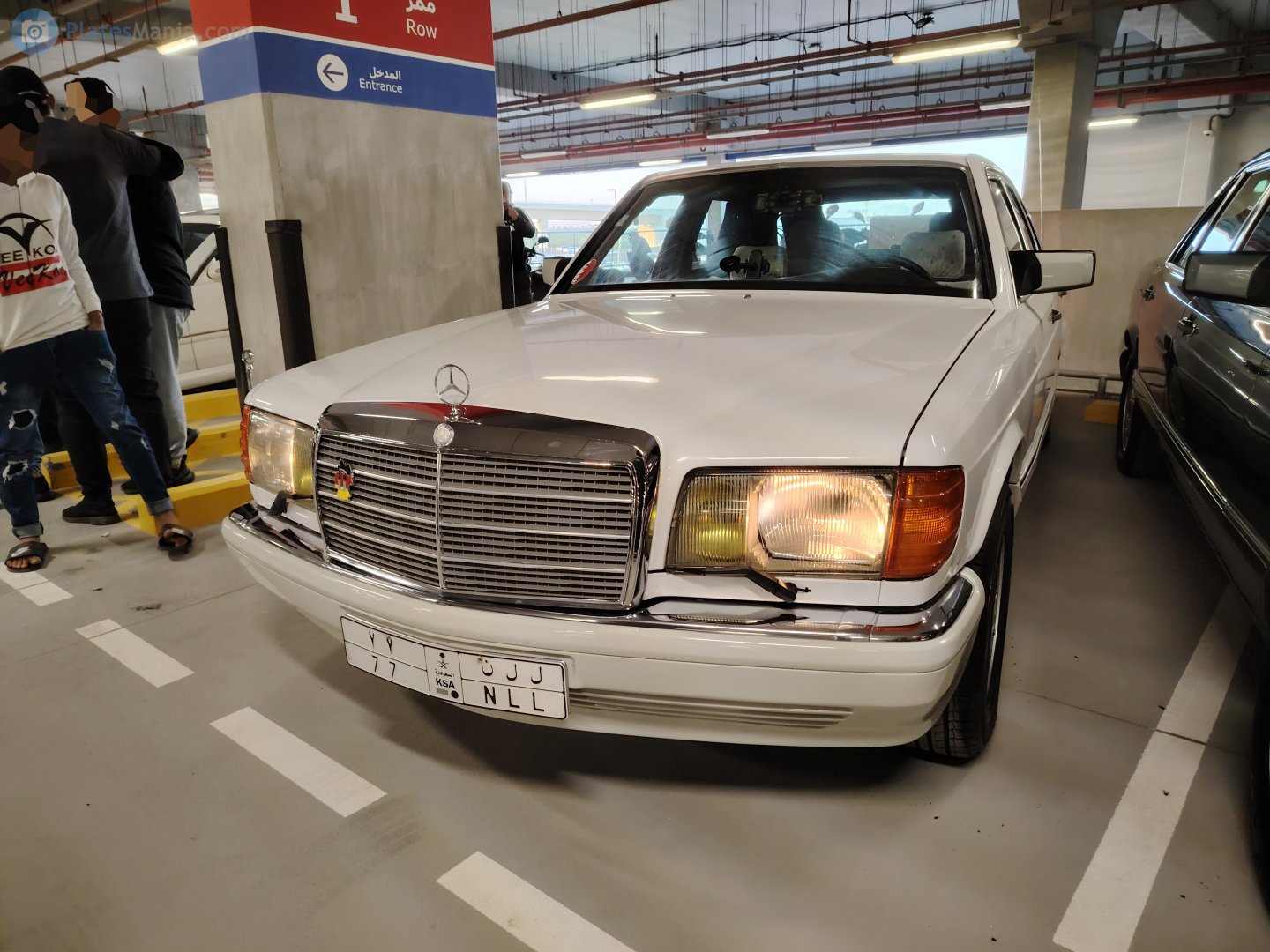 77 NLL, Mercedes-Benz S-Klasse 4th gen Sedan (W126/V126), 1979–1991