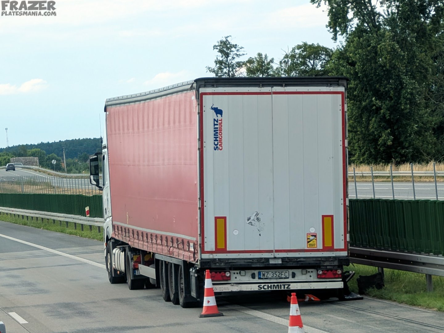 WZ 352FC, Schmitz SCS 