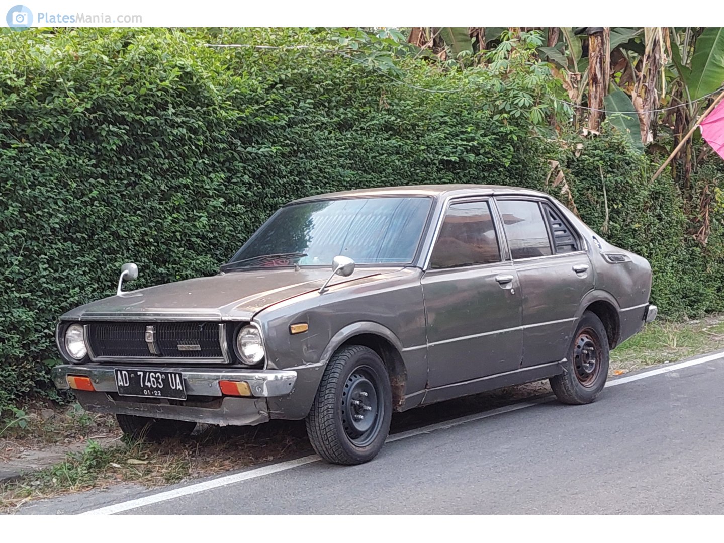 AD 7463 UA, Toyota Corolla 3rd gen 4-door Sedan (E30-E60), 1974–1979