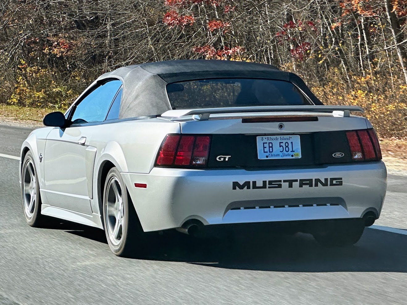 EB-581, Ford Mustang 4th gen 2-door Convertible (SN95), facelift, 1998–2004