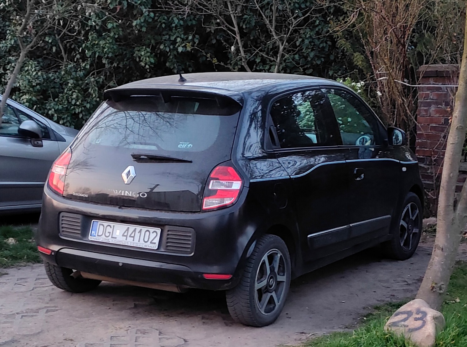 DGL 44102, Renault Twingo 3rd gen (B07), 2014–2023