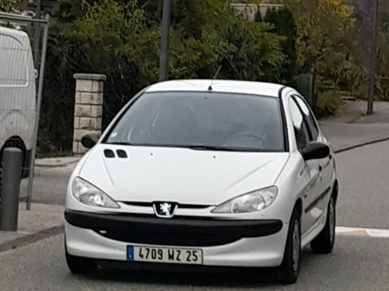 4709 WZ 25, Peugeot 206 1st gen 5-door Hatch (T11), 1998–2009 (–2012 for IR-market)