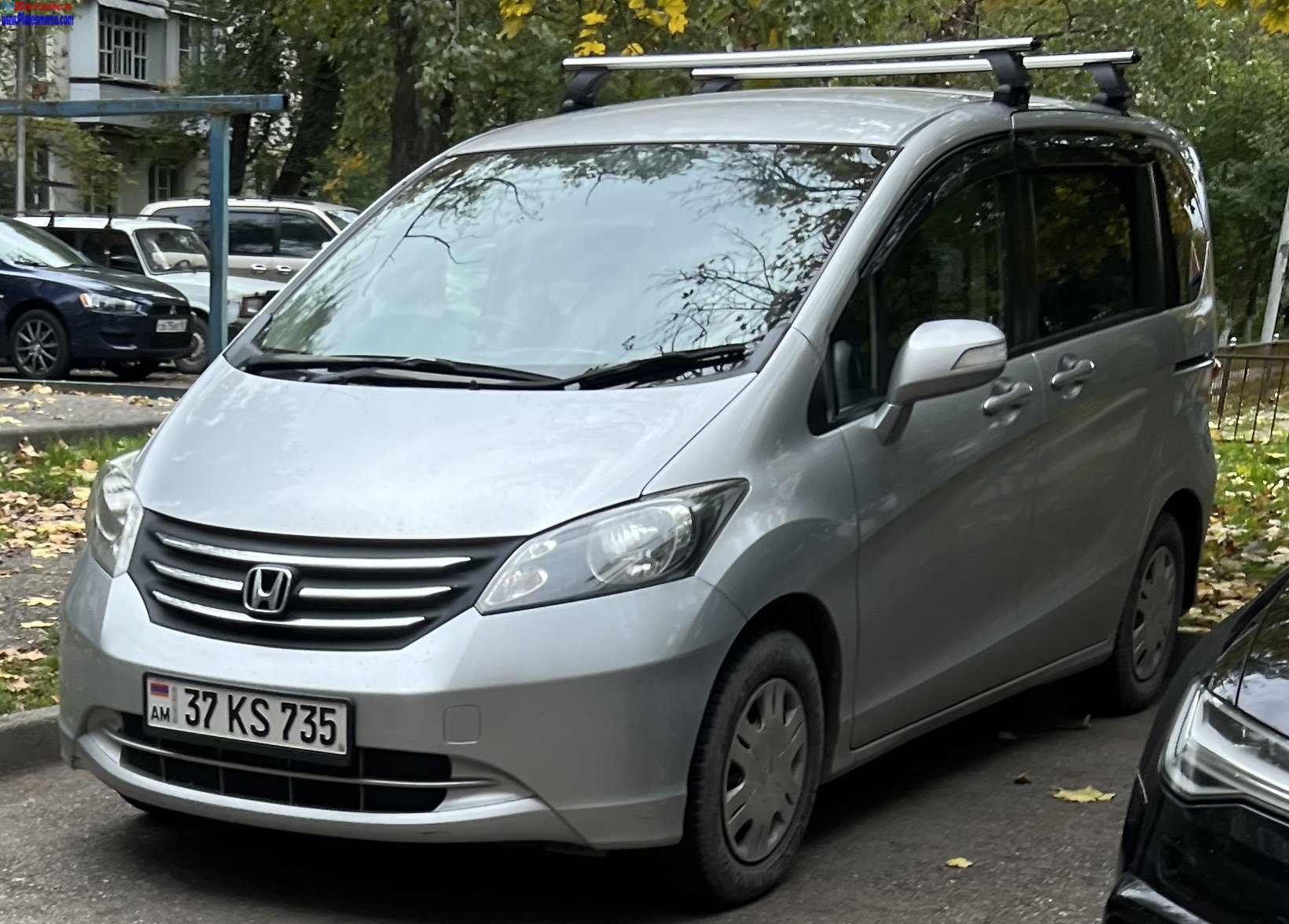 37 KS 735, Honda Freed 