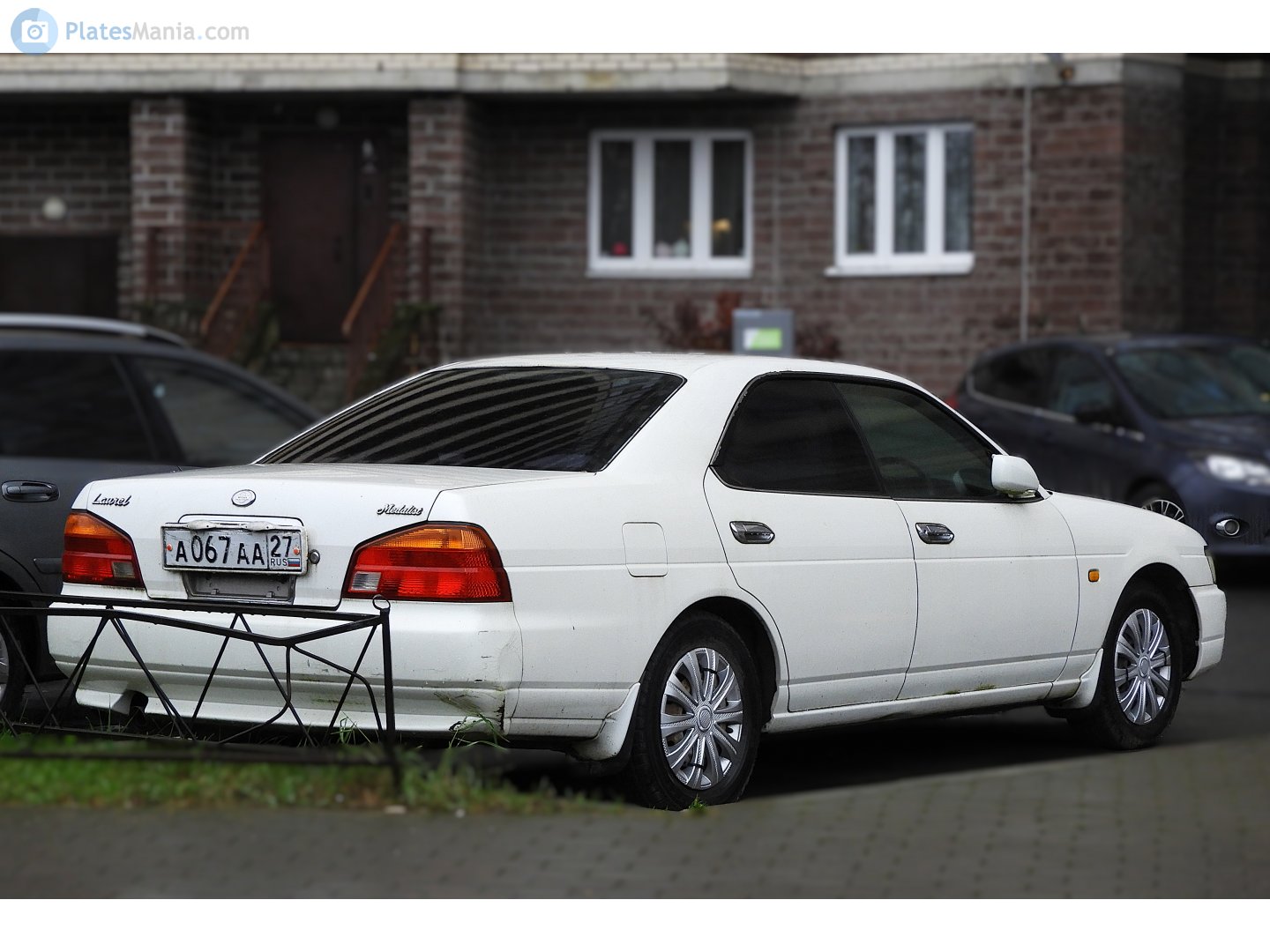 а 067 аа 27, Nissan Laurel 9th gen (C35), 1997–2002