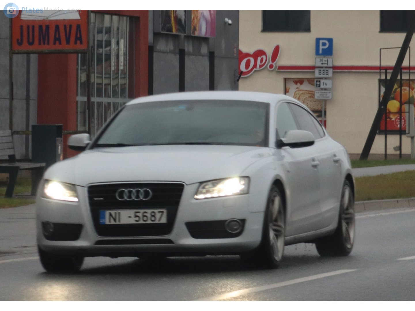 NI-5687, Audi A5 1st gen Sportback (B8/8TA), 2009–2011