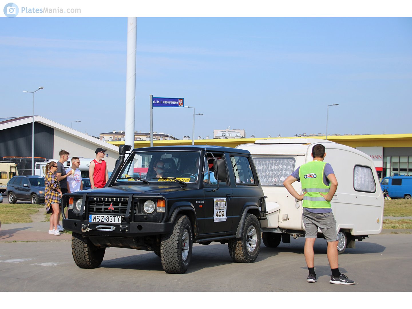 WSZ 83TY, Mitsubishi Pajero 1st gen 3-door SUV (L040/L140/N*), 1982–1991