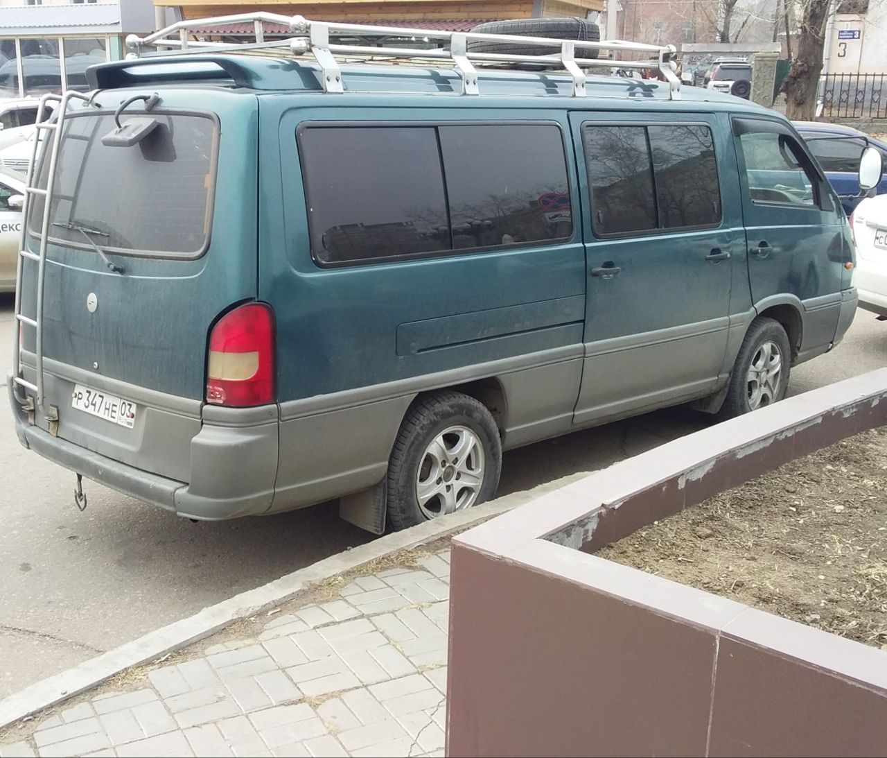 р 347 не 03, SsangYong (KGM) Istana 1st gen, 1995–2004