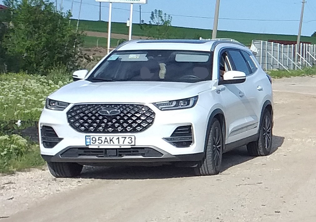 95AK173, Fownix Tiggo 8 