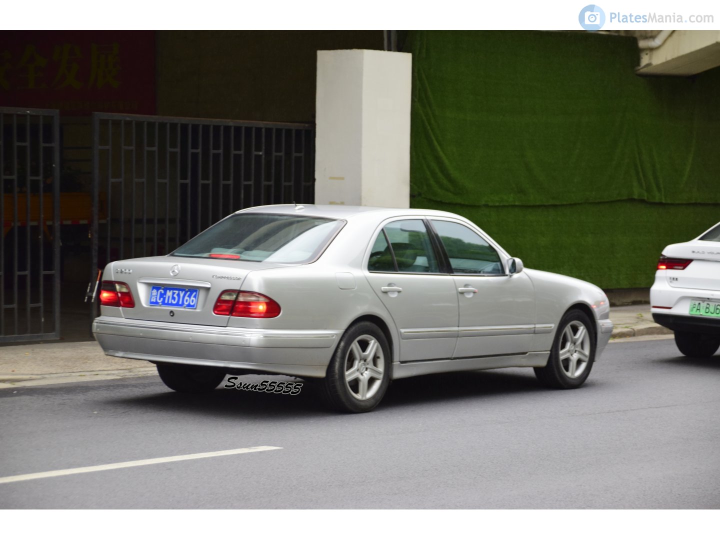 鲁C·M3Y66, Mercedes-Benz E-Klasse 2nd gen Sedan (W210), 1995­–2002