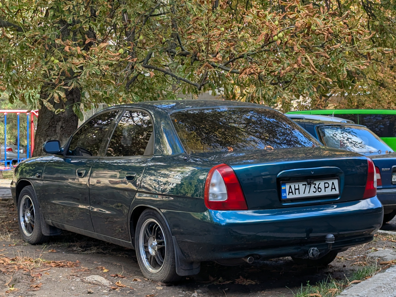 AH 7736 PA, Daewoo Nubira 1st gen Sedan (J100), 1997–1999
