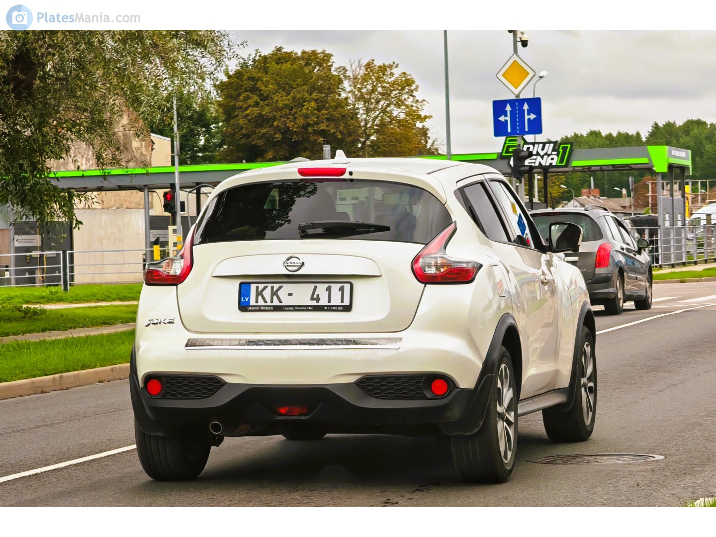 KK-411, Nissan Juke 1st gen (F15), facelift, 2014–2019