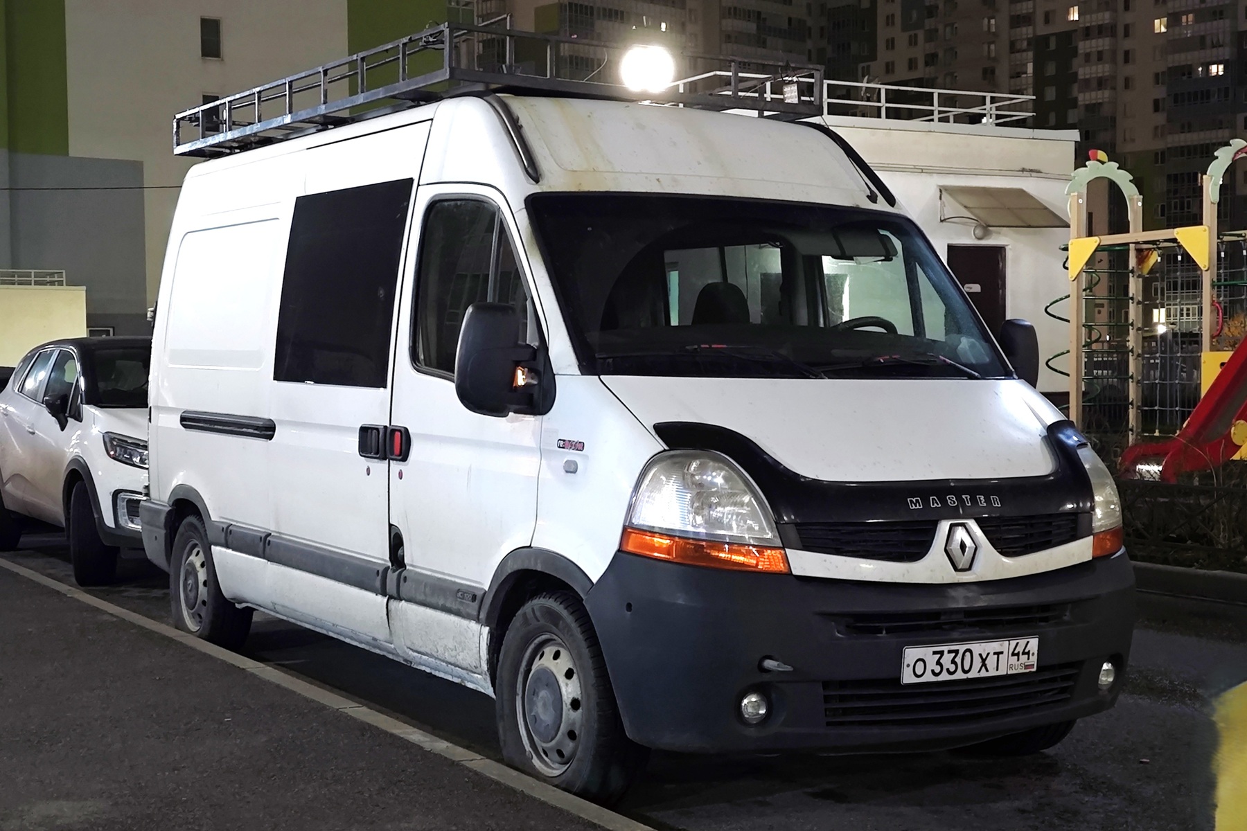 о 330 хт 44, Renault Master 2nd gen Van (F70), facelift, 2003–2010