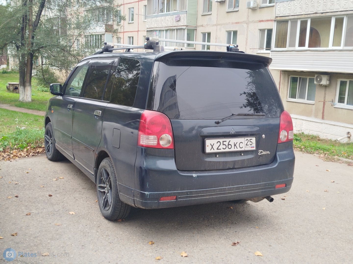 х 256 кс 25, Mitsubishi Dion 1st gen (CR), 2000–2005