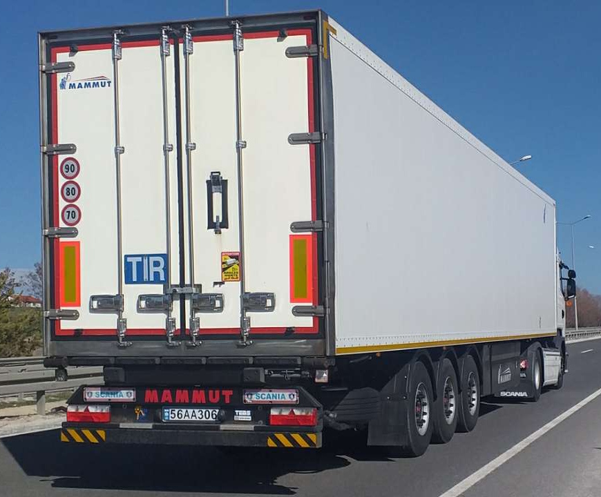 56AA306, Mammut Trailer 