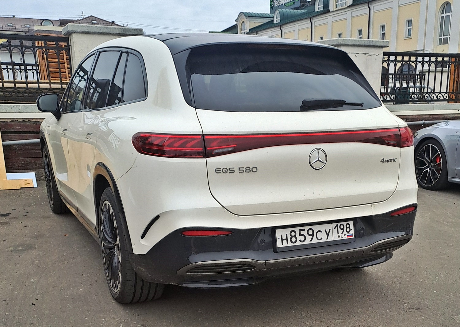 н 859 су 198, Mercedes-Benz EQS 1st gen SUV (X296), 2022–