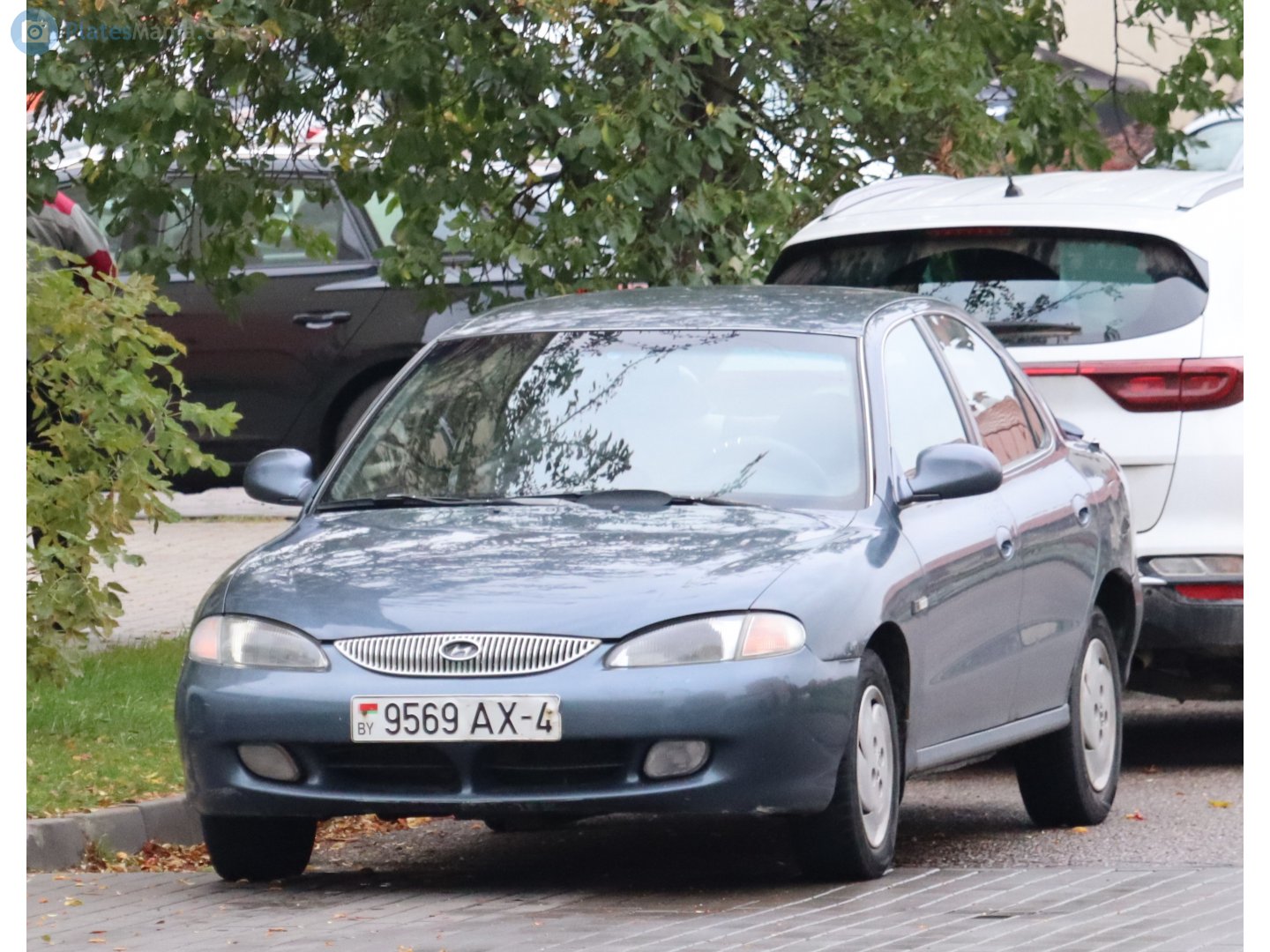9569 AX-4, Hyundai Lantra 2nd gen Sedan (J2), 1995–1998